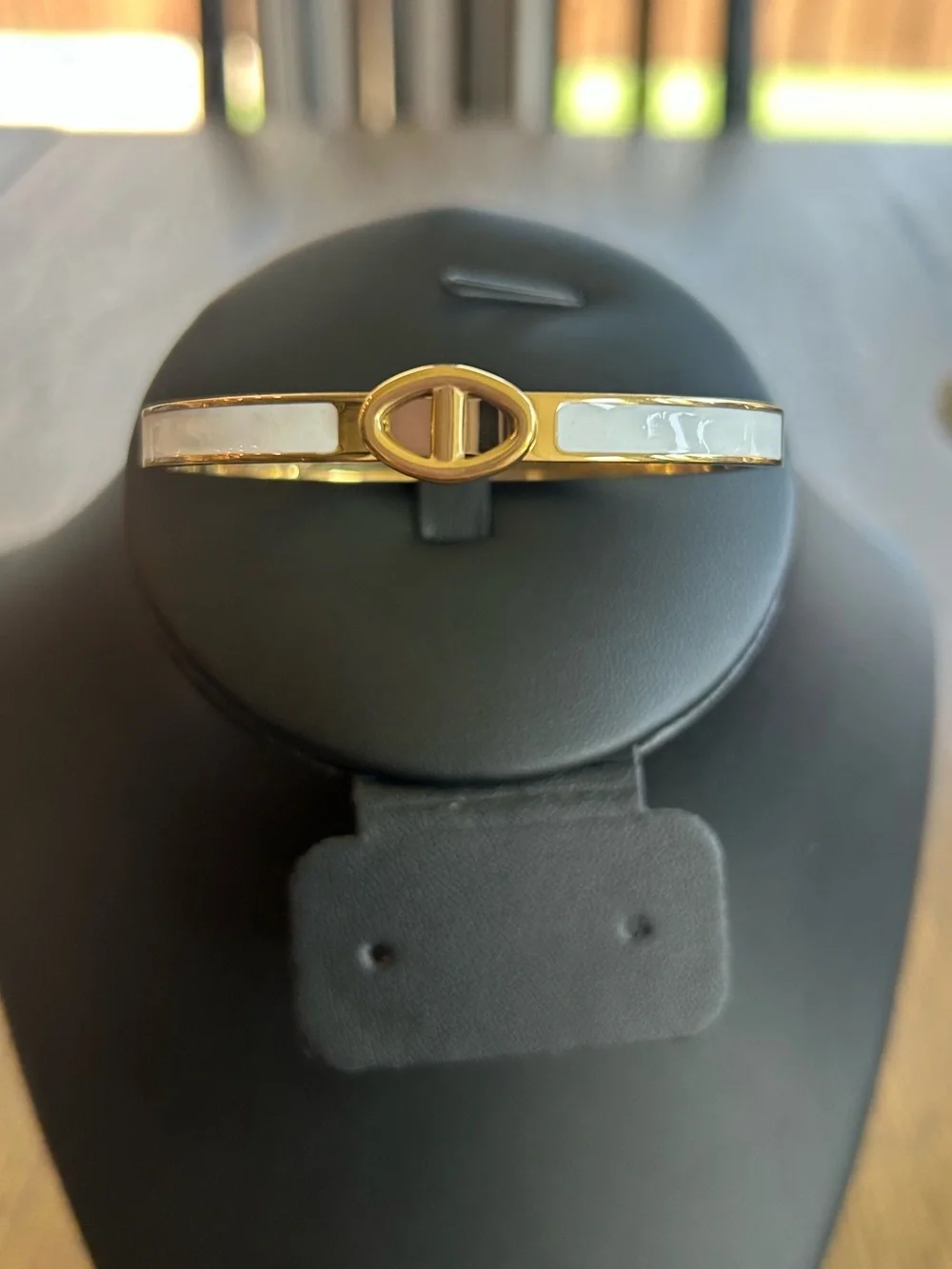 Brand New Gold Tone White Enamel Oval Accent Hinged Bangle Bracelet